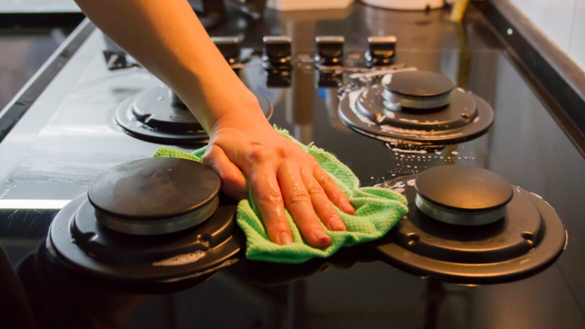 Ménage des Gones, Femme de ménage Chaponost